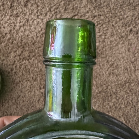 Vintage Commemorative Decanter – Franklin D. Roosevelt Presidential Profile - Picture 4 of 11